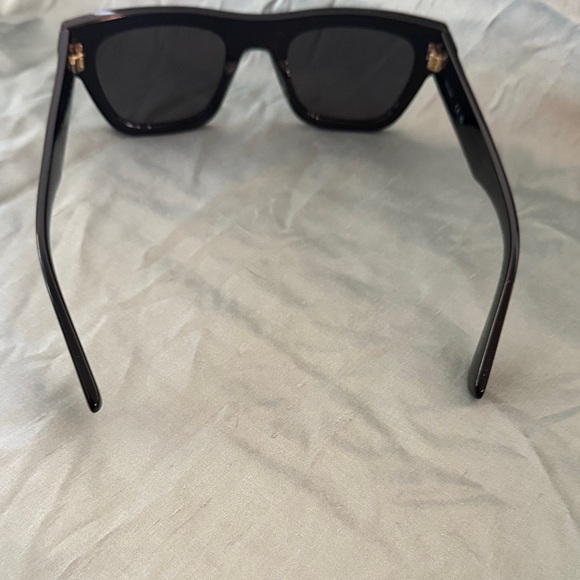 Calvin Klein Black Sunglasses - Picture 3 of 4